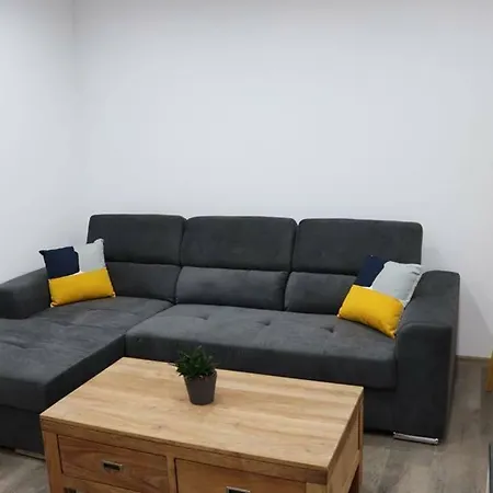 アパート Apartments Komitovi 1 *